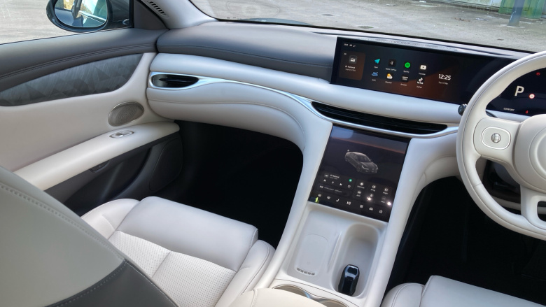 MG Im5 553kW Performance 100kWh 5dr Auto Electric Hatchback